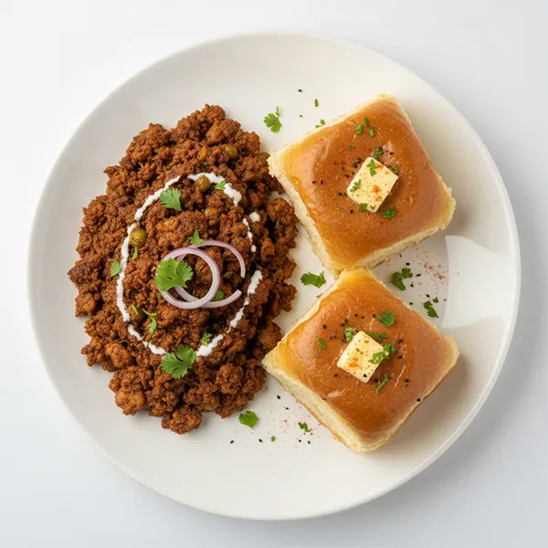 Murgh Kheema Angara With Maska Pav